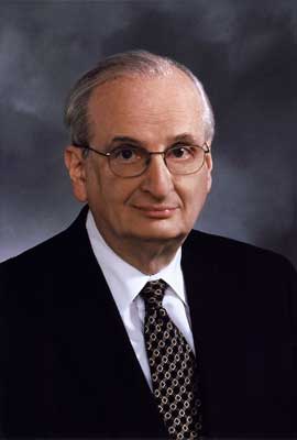 Judah Folkman, M.D., a pioneer in the use of angiogenesis inhibition to fight cancer, is the winner of the 2007 Lois Pope LIFE International Research Award. He will speak today at 4 p.m. in the Lois Pope LIFE Center.